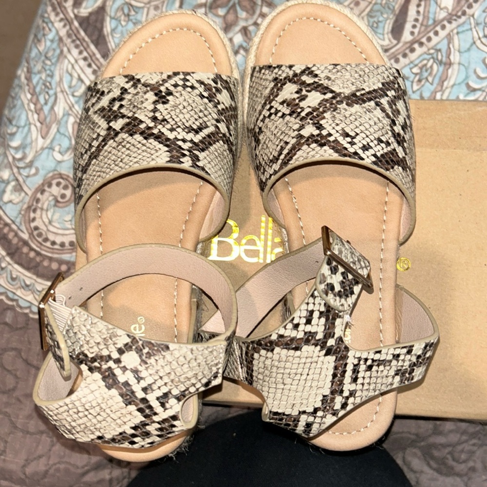 Bella Marie Bessy Python Print wedges